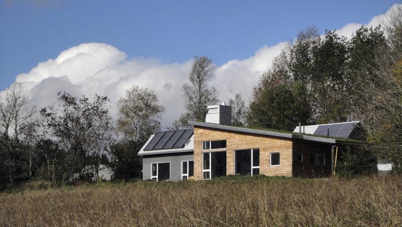 Off-grid living beckons more than just hardy pioneer types