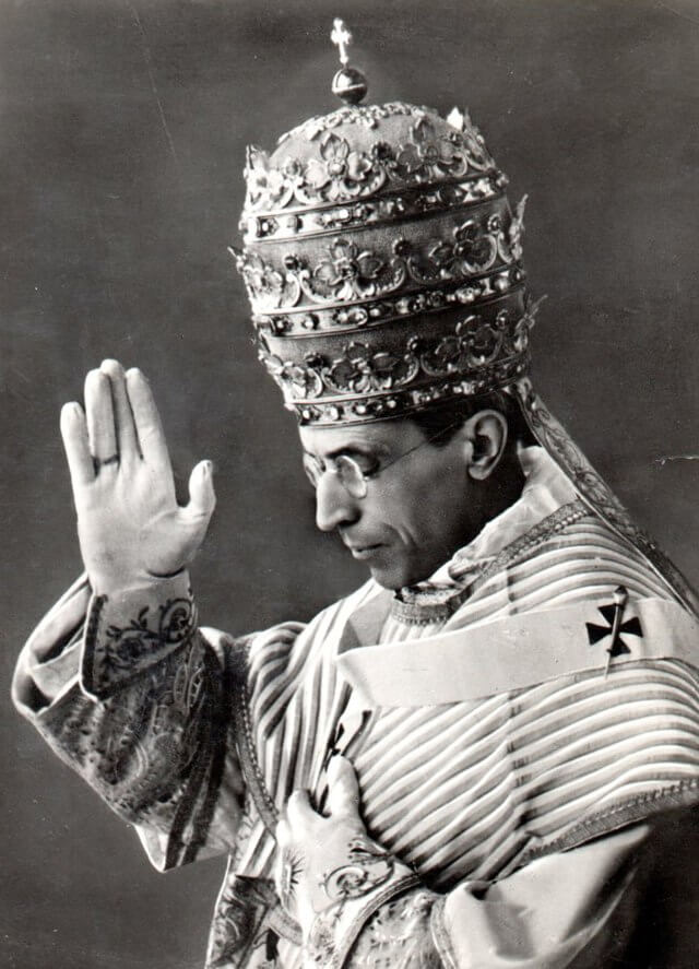 A new book explains Pope Pius XII’s silence during the Shoah — but does not excuse it
